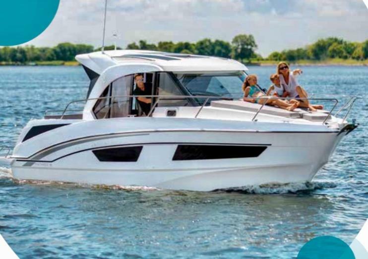 Yate De Lujo En Botel